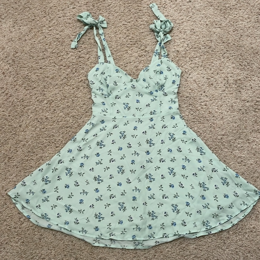Flower mini dress: Size L